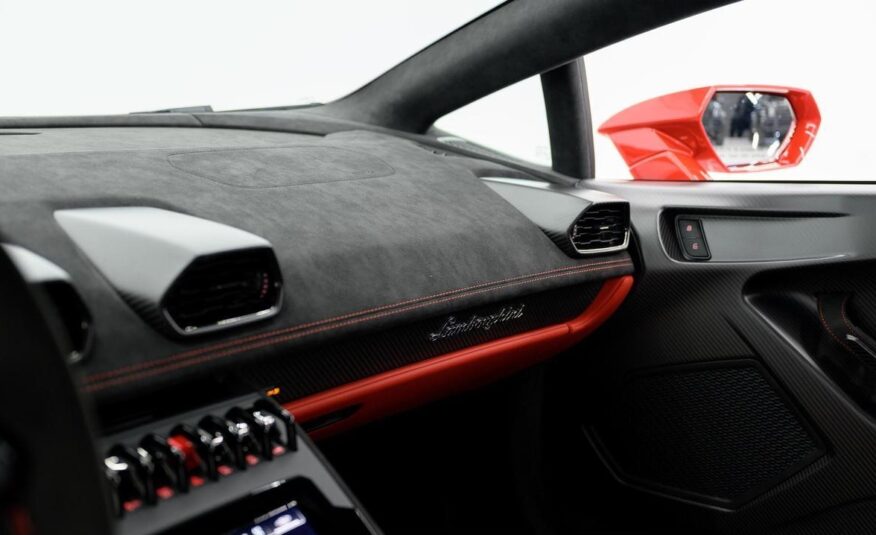 2023 Lamborghini Huracan Tecnica