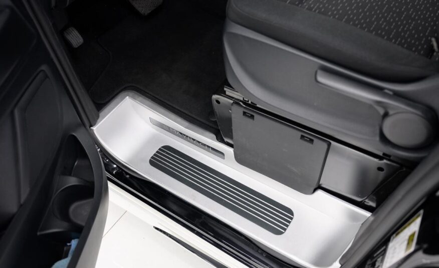 2023 Mercedes-Benz Metris Passenger Van