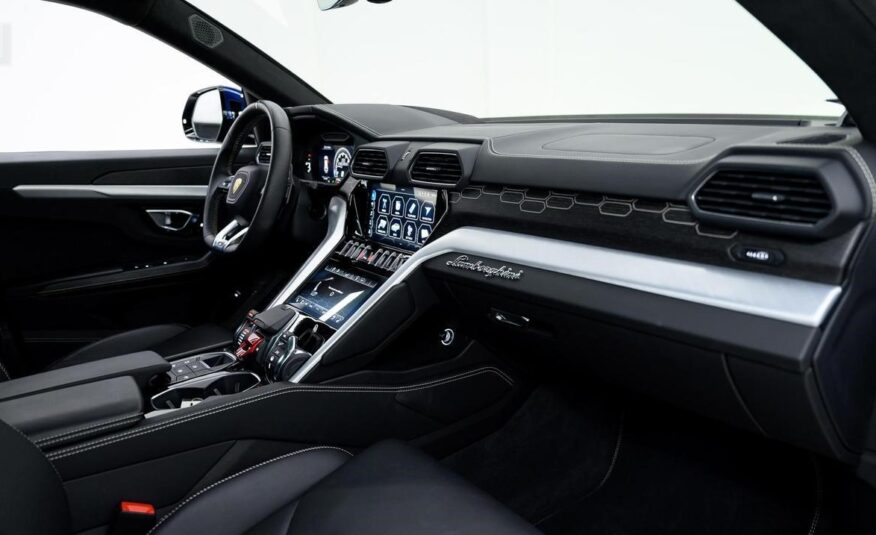 2021 Lamborghini Urus Base