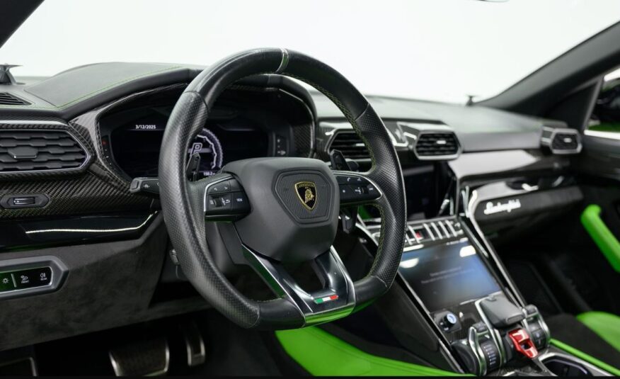 2021 Lamborghini Urus AWD