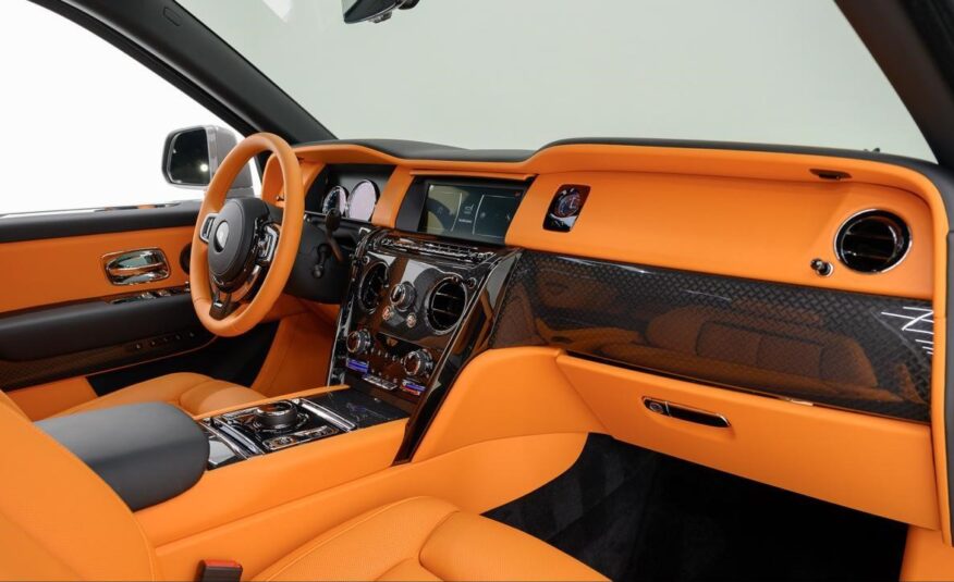 2023 Rolls-Royce Cullinan Black Badge Mansory