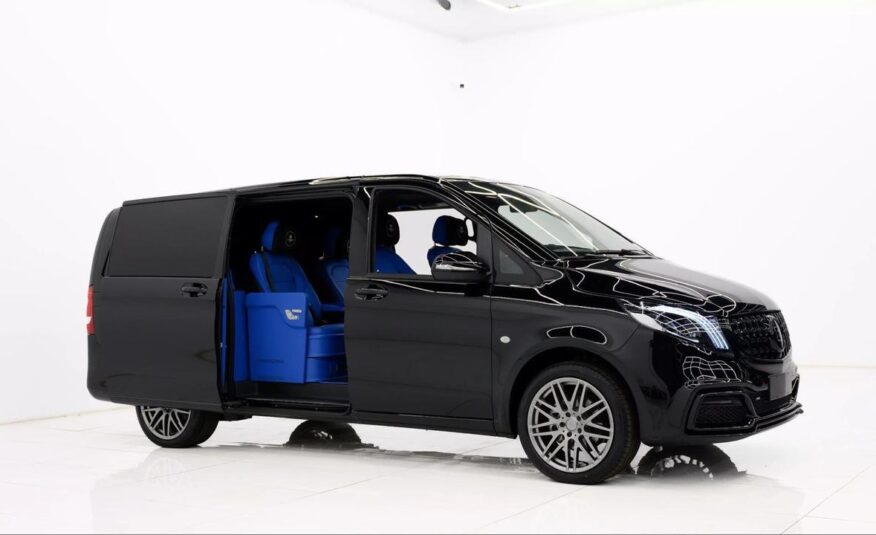 2023 Mercedes-Benz Metris Passenger Van