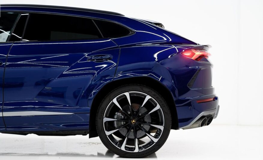 2021 Lamborghini Urus Base