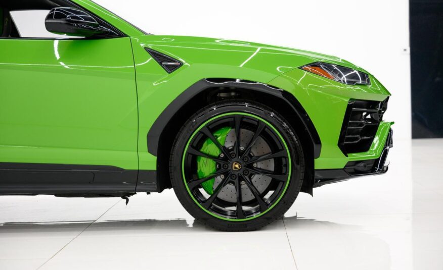 2021 Lamborghini Urus AWD