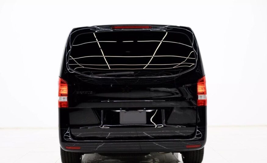 2023 Mercedes-Benz Metris Passenger Van