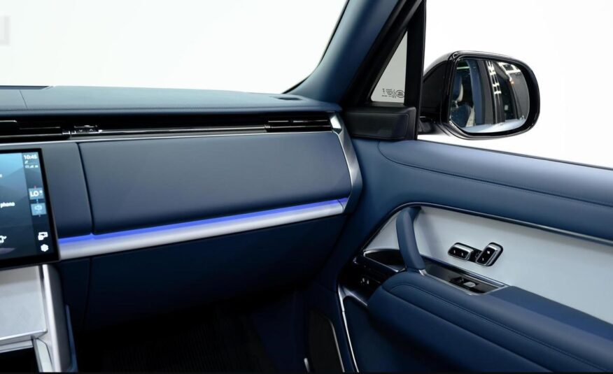 2024 Land Rover Range Rover SV