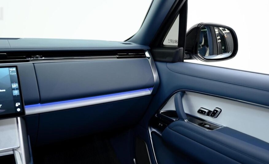 2024 Land Rover Range Rover SV