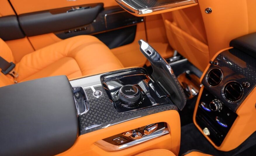 2023 Rolls-Royce Cullinan Black Badge Mansory