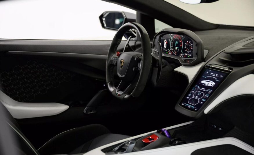 2024 Lamborghini Revuelto AWD