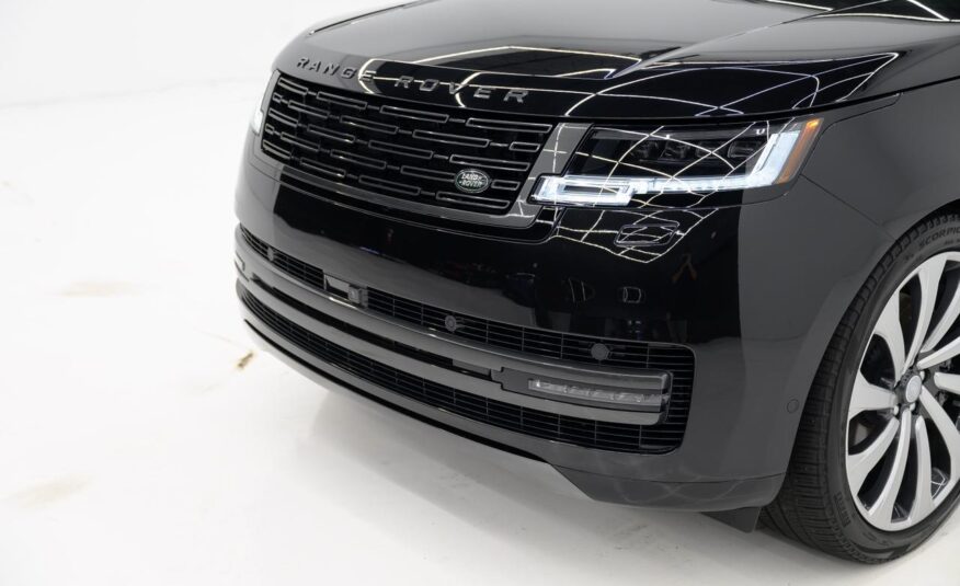 2023 Land Rover Range Rover SE