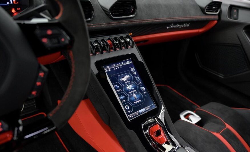 2023 Lamborghini Huracan Tecnica