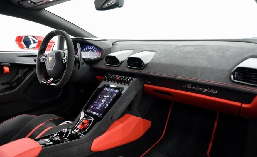 2023 Lamborghini Huracan Tecnica