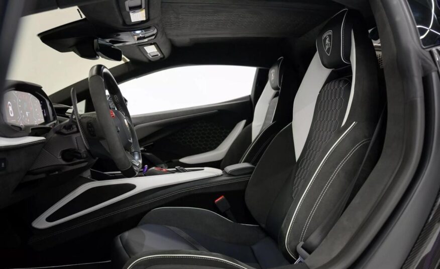 2024 Lamborghini Revuelto AWD