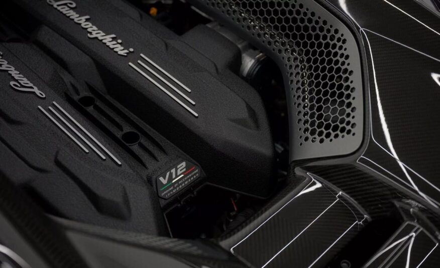 2024 Lamborghini Revuelto AWD