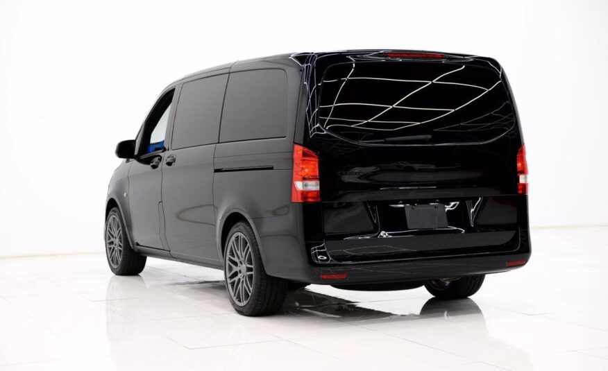2023 Mercedes-Benz Metris Passenger Van