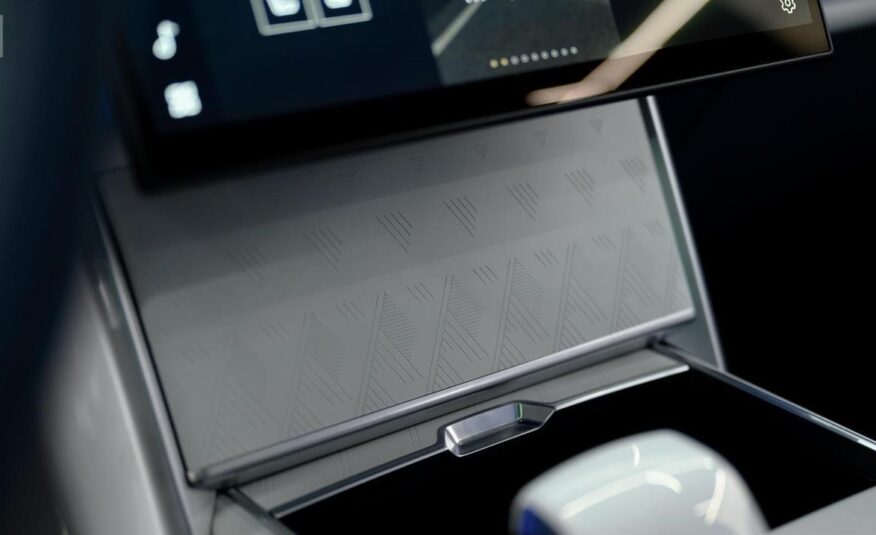 2024 Land Rover Range Rover SV
