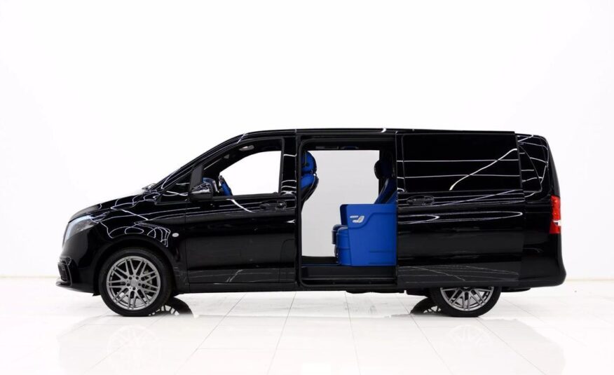 2023 Mercedes-Benz Metris Passenger Van