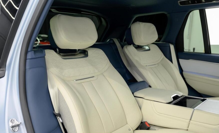 2024 Land Rover Range Rover SV