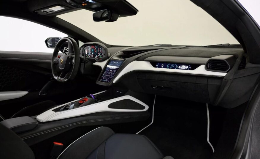 2024 Lamborghini Revuelto AWD