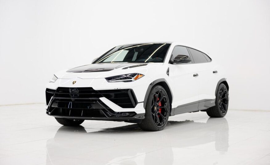 2023 Lamborghini Urus Performante
