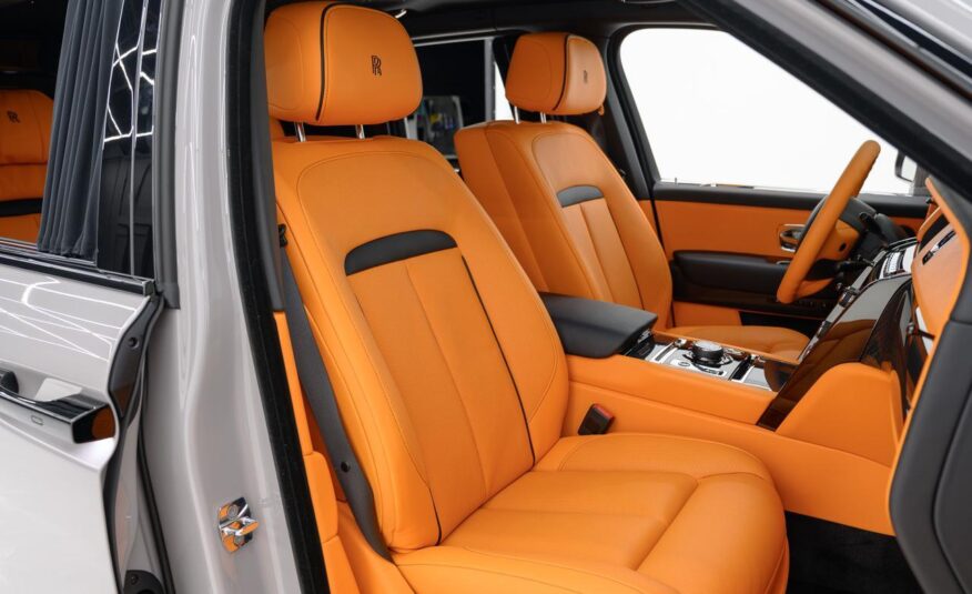 2023 Rolls-Royce Cullinan Black Badge Mansory