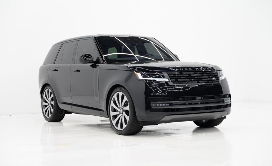 2023 Land Rover Range Rover SE