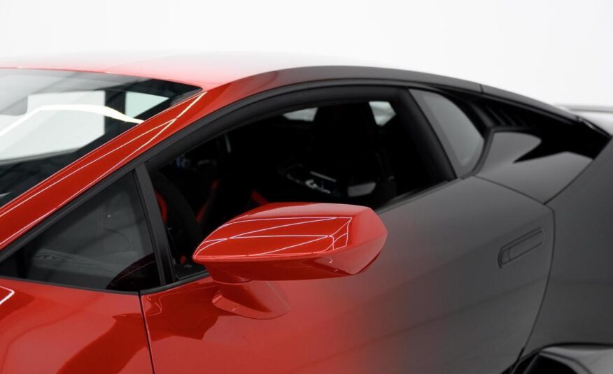 2023 Lamborghini Huracan Tecnica