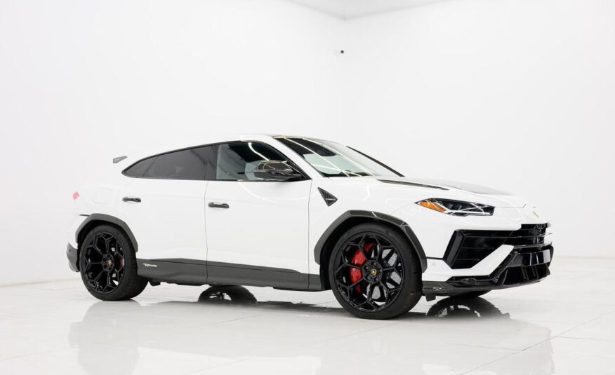 2023 Lamborghini Urus Performante