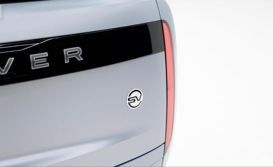 2024 Land Rover Range Rover SV