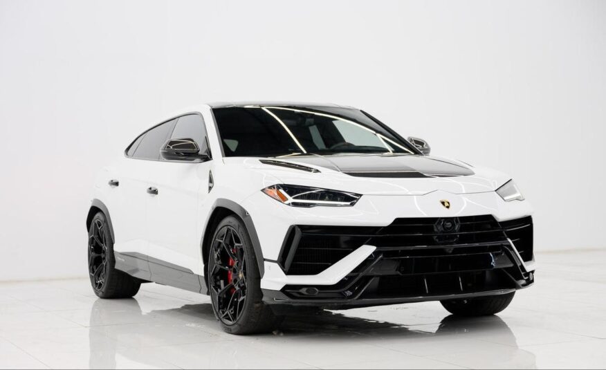 2023 Lamborghini Urus Performante