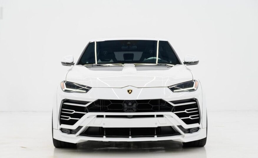 2022 Lamborghini Urus Graphite Capsule