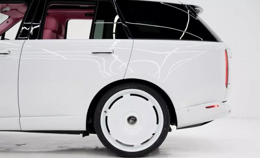 2024 Land Rover Range Rover SE