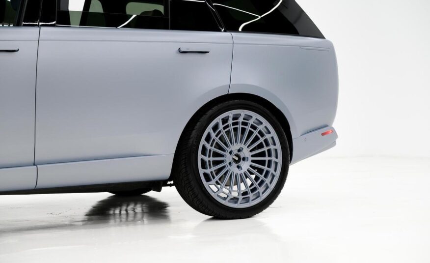 2024 Land Rover Range Rover SV