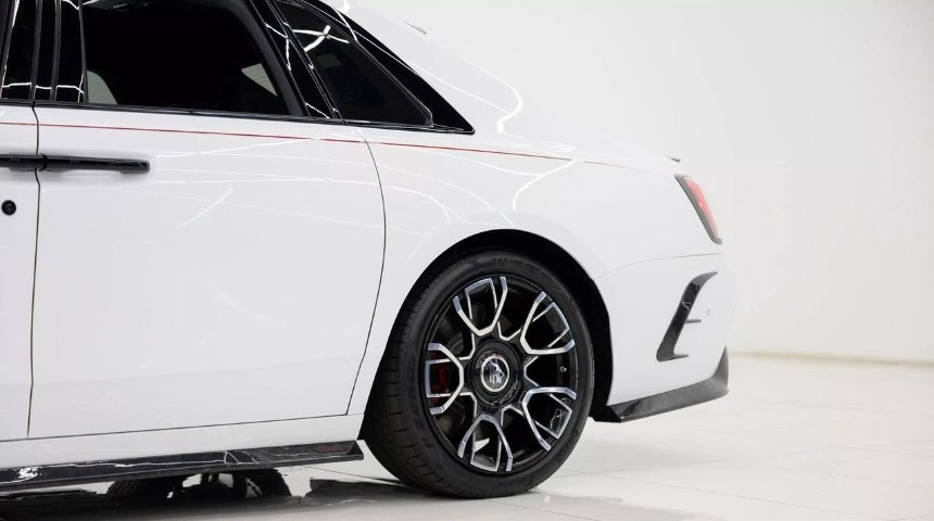 2023 Rolls-Royce Ghost Black Badge Mansory