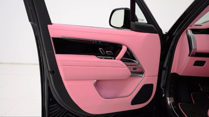 2025 Land Rover Range Rover SE