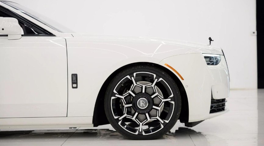 2025 Rolls-Royce Ghost RR
