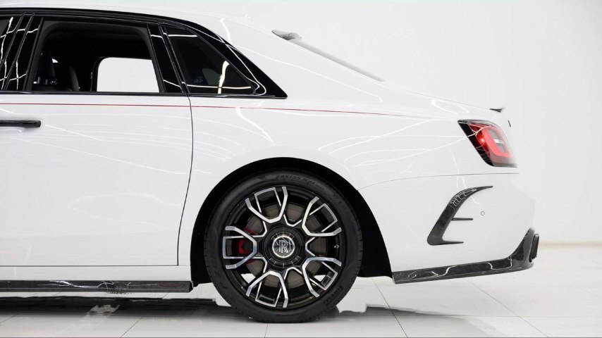 2023 Rolls-Royce Ghost Black Badge Mansory