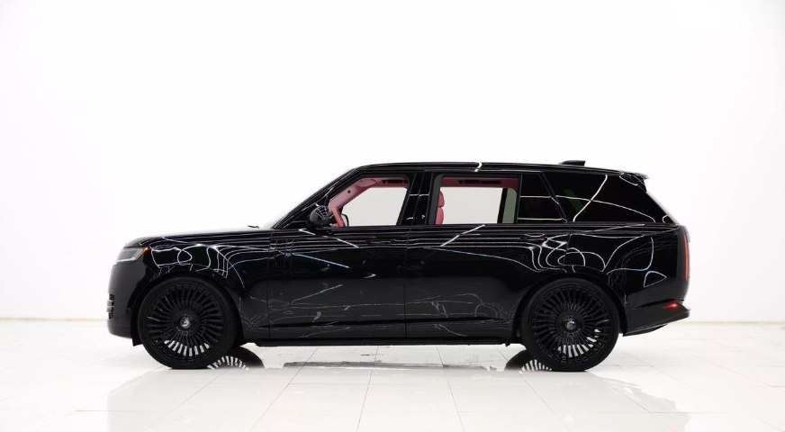 2025 Land Rover Range Rover SE
