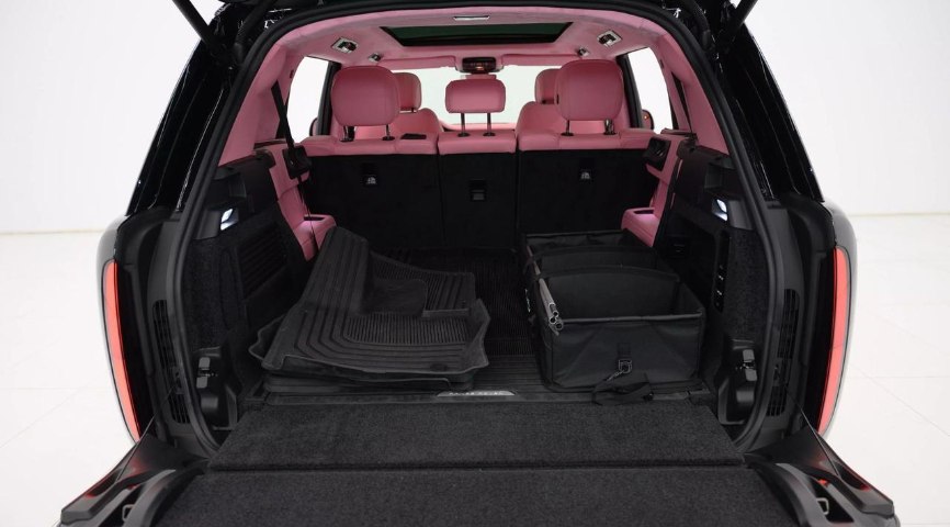2025 Land Rover Range Rover SE