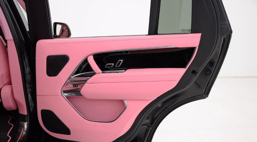 2025 Land Rover Range Rover SE