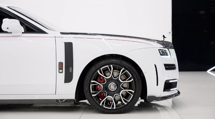 2023 Rolls-Royce Ghost Black Badge Mansory